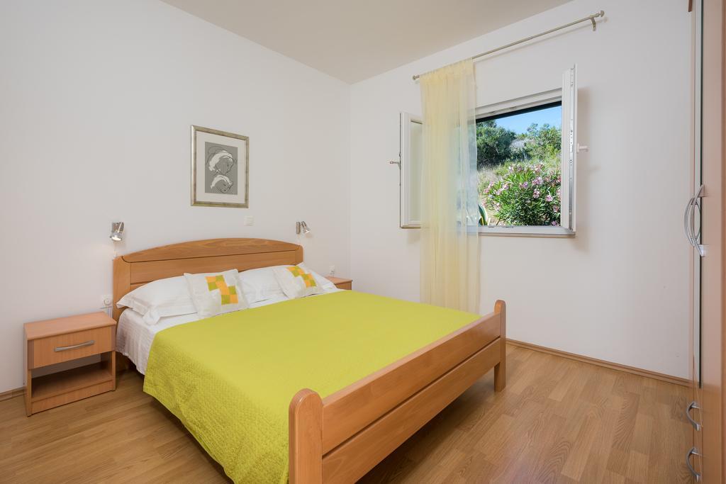 Apartment Stipe Plazibat Hvar Town